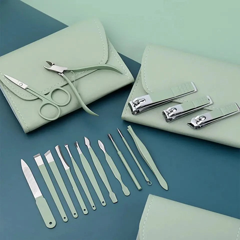 Manicure Set & Pedicure Tools 16 piece set